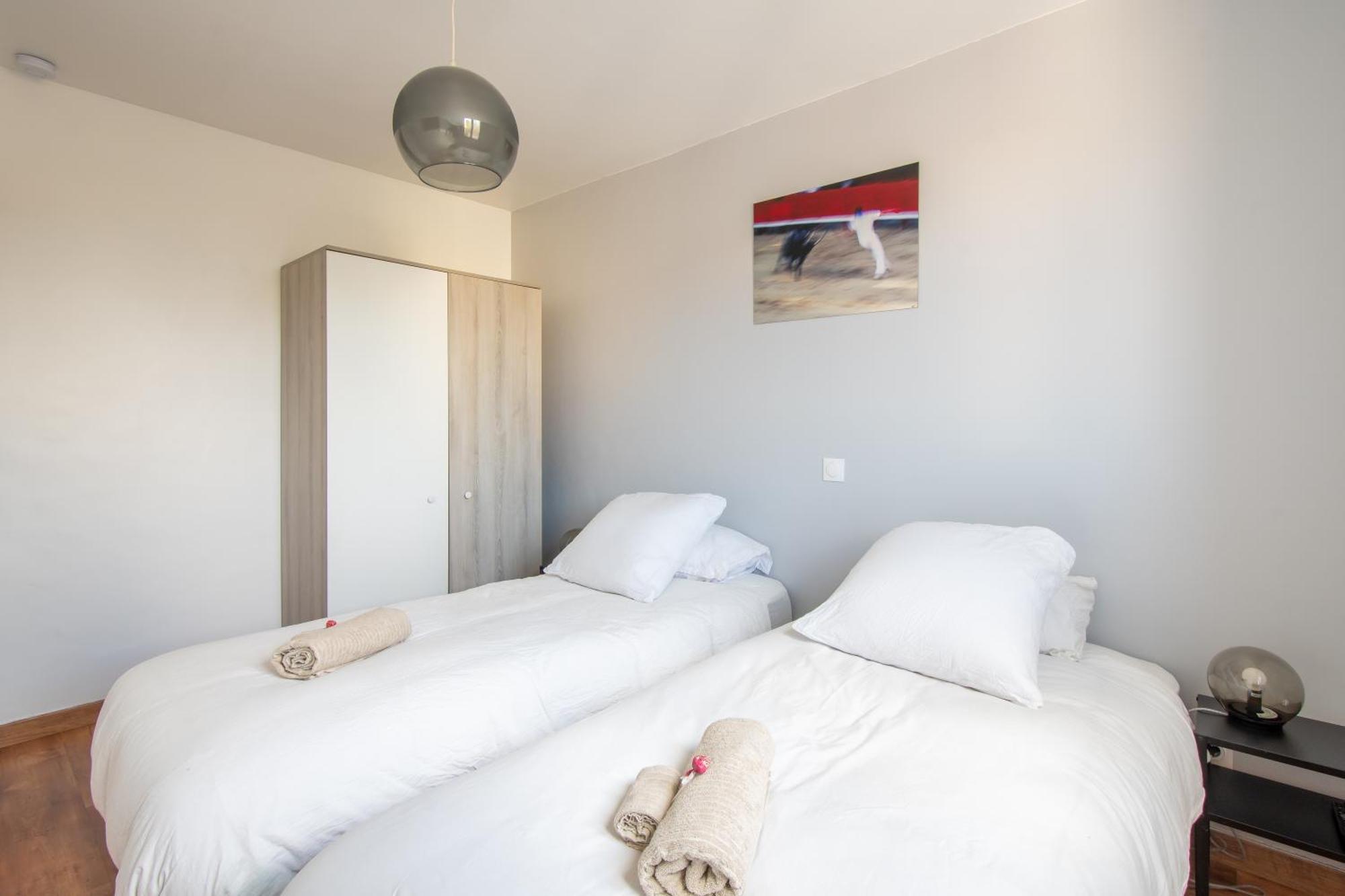 Guesthouse La Costiere - Logements Independants - Espace Piscine Jacuzzi Lunel  Eksteriør billede