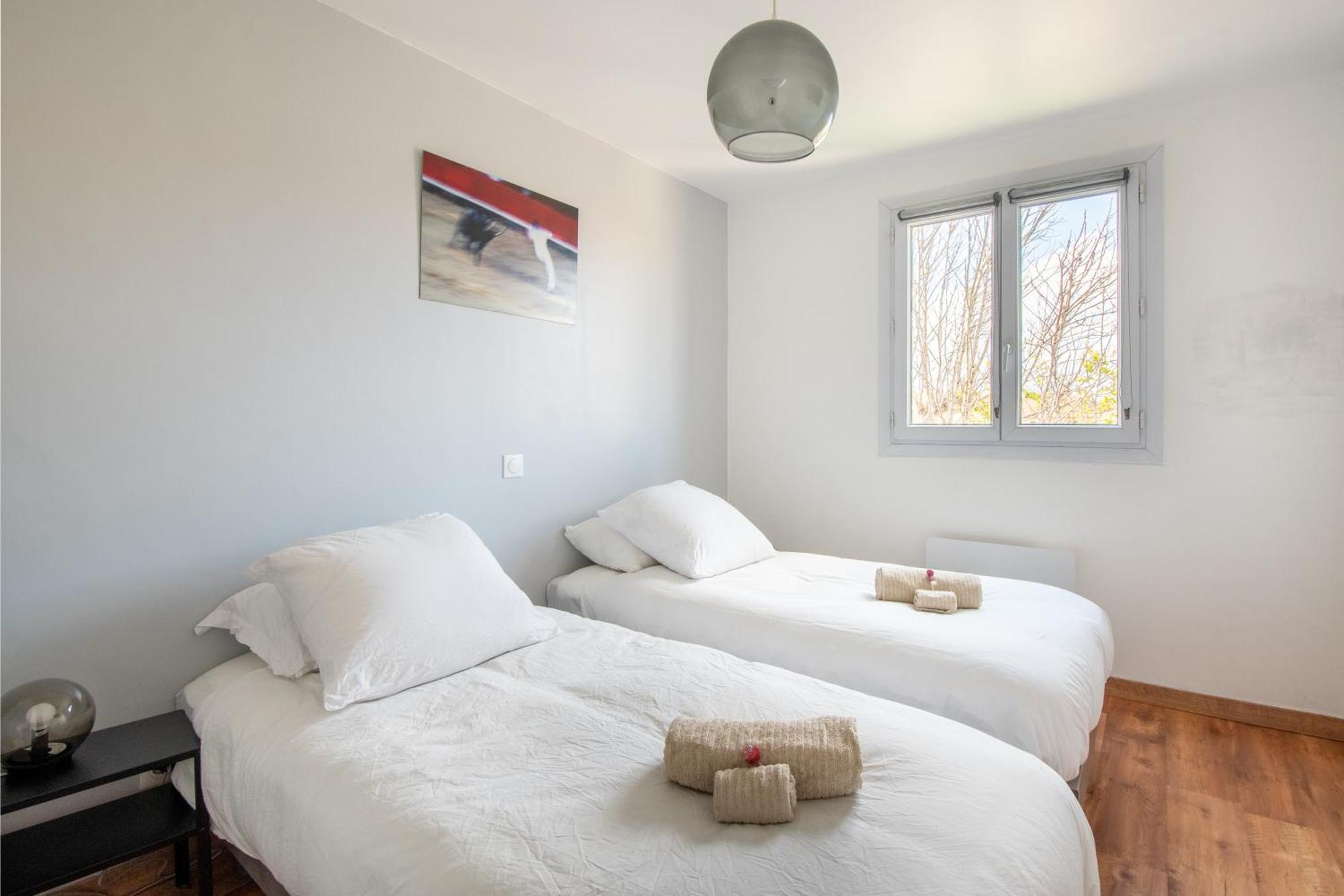 Guesthouse La Costiere - Logements Independants - Espace Piscine Jacuzzi Lunel  Eksteriør billede